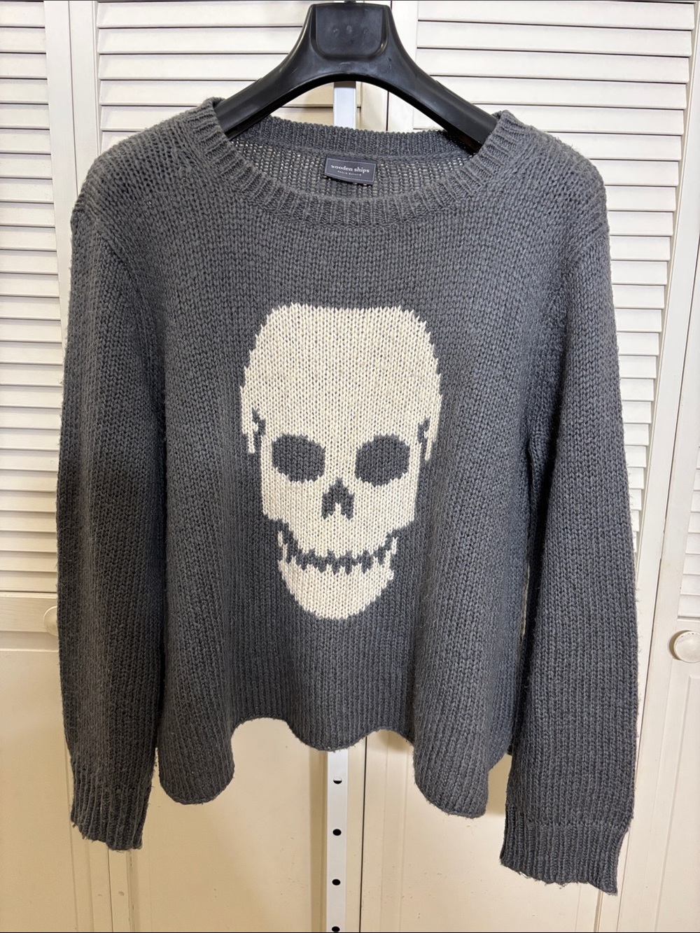 Wooden Ships Women's Gray Knit Sweater with Skull Medium/Large